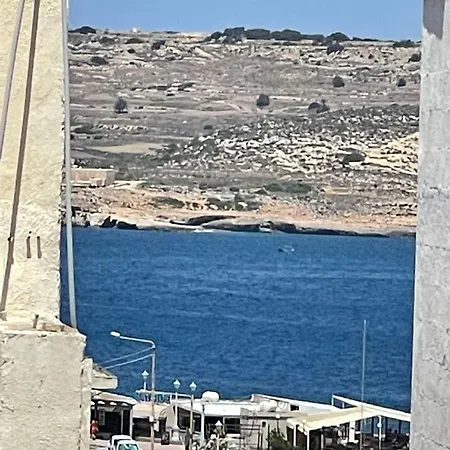 Industrial Cozy In Bugibba, Prime Location Lägenhet St. Paul's Bay