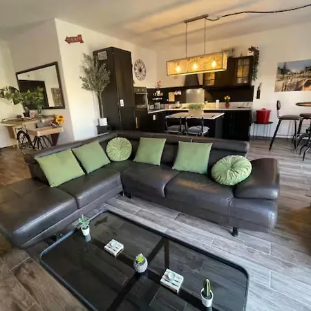 Apartment Industrial Cozy In Bugibba, Prime Location