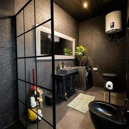 Industrial Cozy In Bugibba, Prime Location Apartment St. Paul's Bay