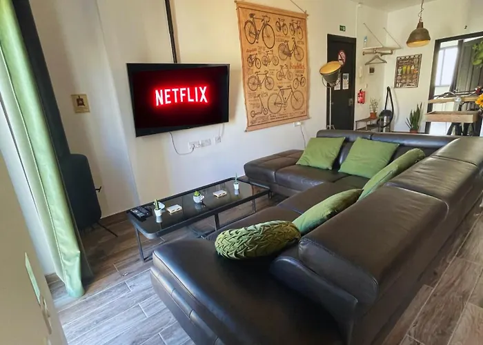 Apartamento Industrial Cozy In Bugibba, Prime Location