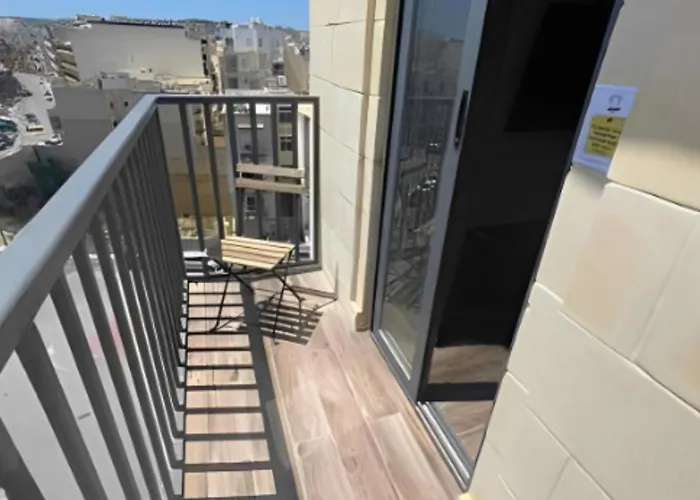 Apartamento Industrial Cozy In Bugibba, Prime Location St Paul's Bay