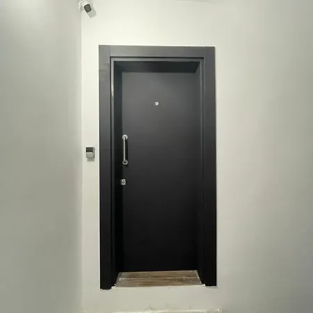 Industrial Charm Apt, Prime Location Appartement San Pawl il-Baħar